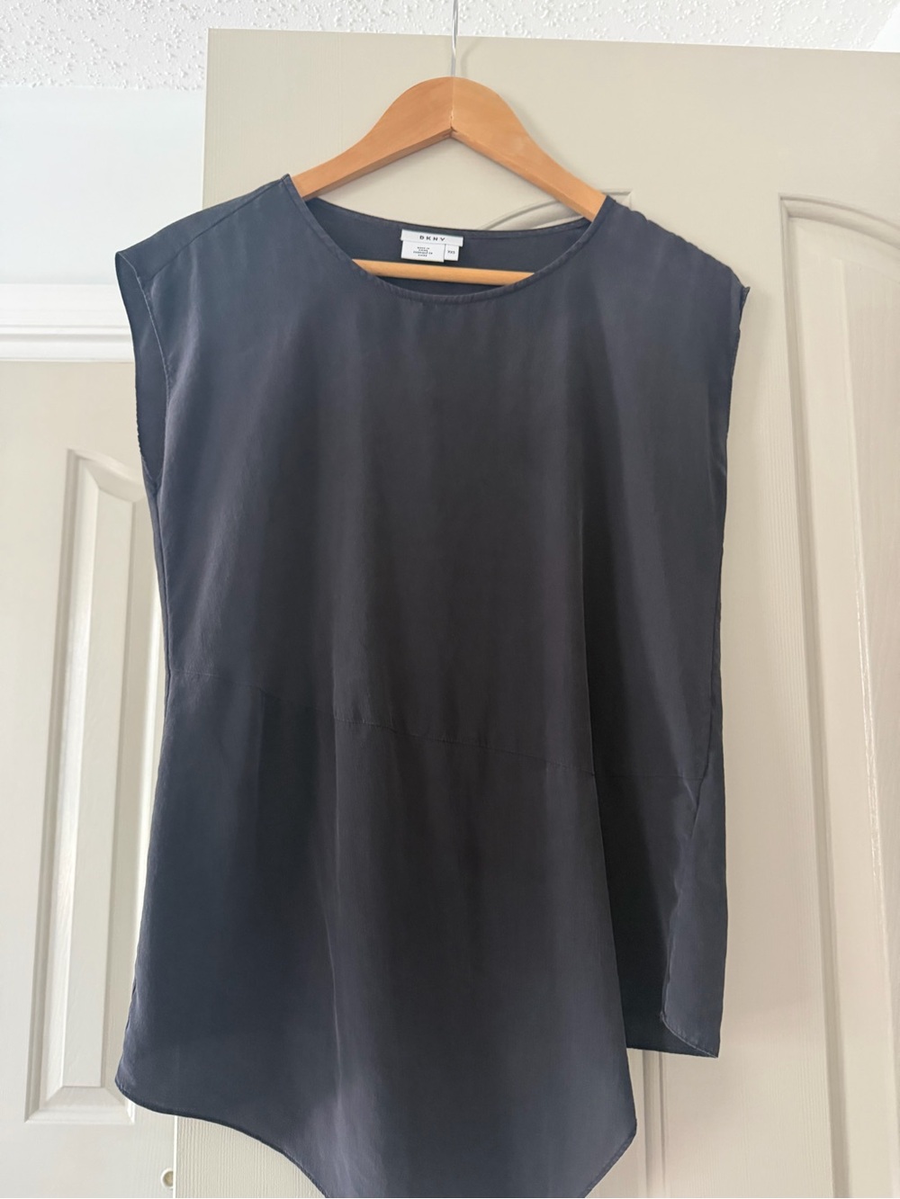 DKNY Black Asymmetric Hem Sleeveless Tank